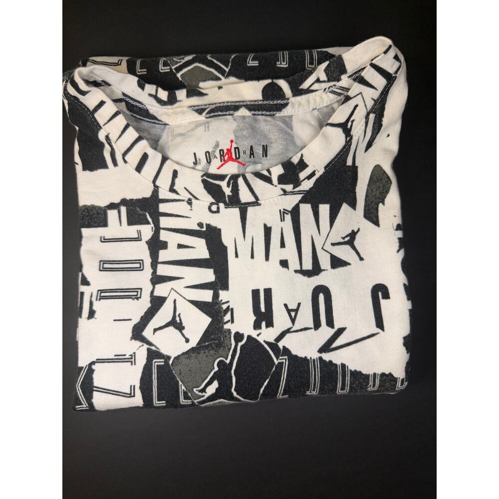 Jordan Men’s L Black White Allover Print Graphic T-Shirt - Picture 4 of 5